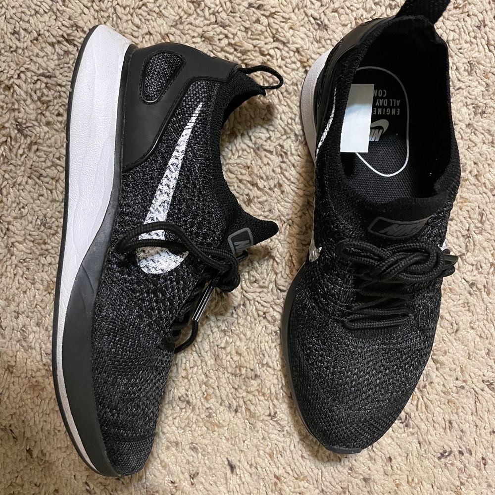 Nike Mariah Flyknits